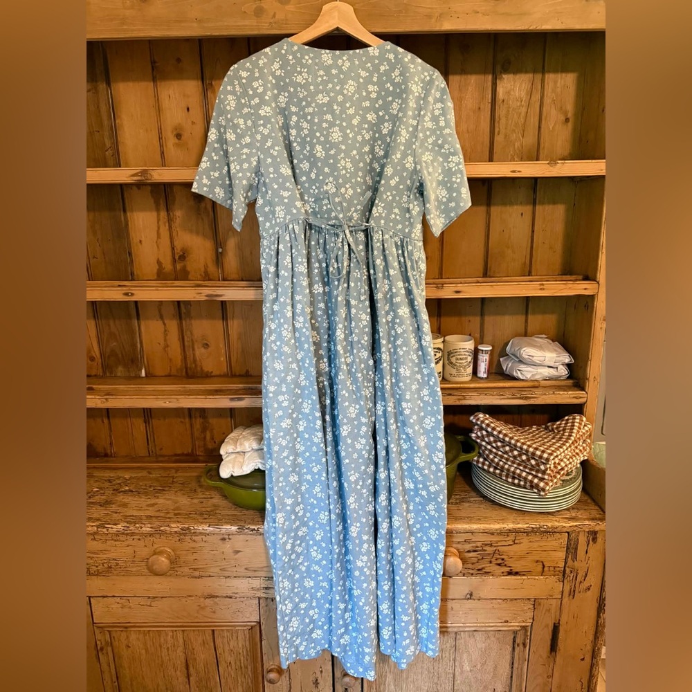 notPERFECTLINEN Maxi Mama in Azure Blooms - Picture 2 of 5